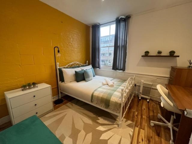 Tree Apartments Goswell Road Ec1 Angel London Exteriör bild